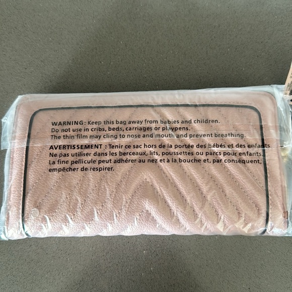 Victoria's Secret LARGE WALLET WITH ZIP / Orchid Blush / V-Quilt & Monogram NEW - Picture 11 of 12